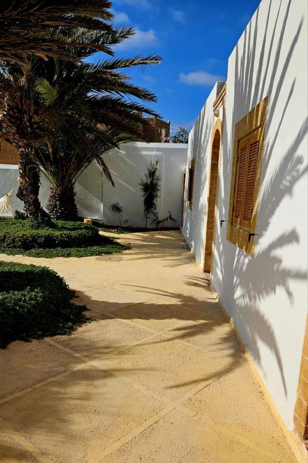 Hotel Villa Soleil シディ・カウキ エクステリア 写真